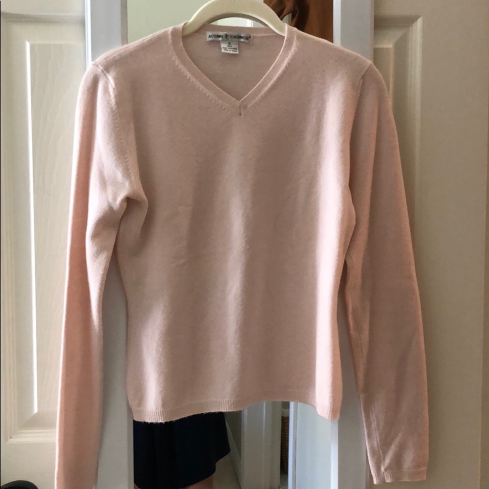Autumn Cashmere pink v-neck sweater